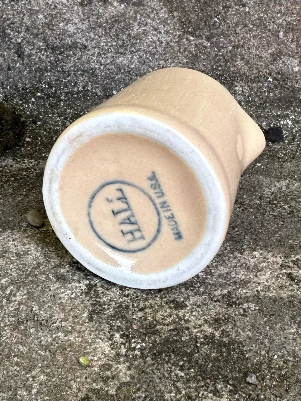 Minimalist Ceramic Cream Pitcher HALL